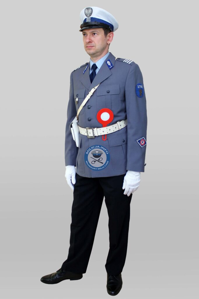 Milicjant drogÃ³wki w kurtce gabardynowej â€“ ok. 1975â€“1990.